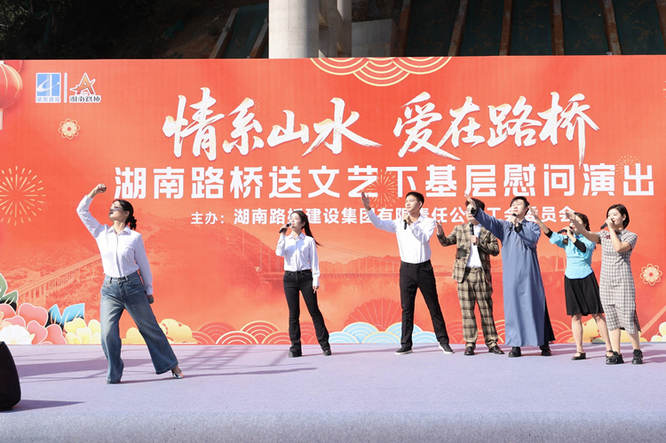 b87127bfe315088da5854d715d60f3e4_副本.jpg